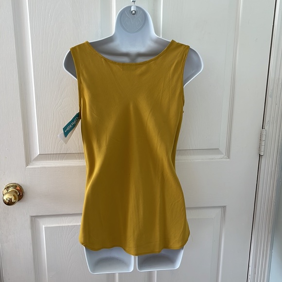 Scoopneck tank top - Picture 3 of 3